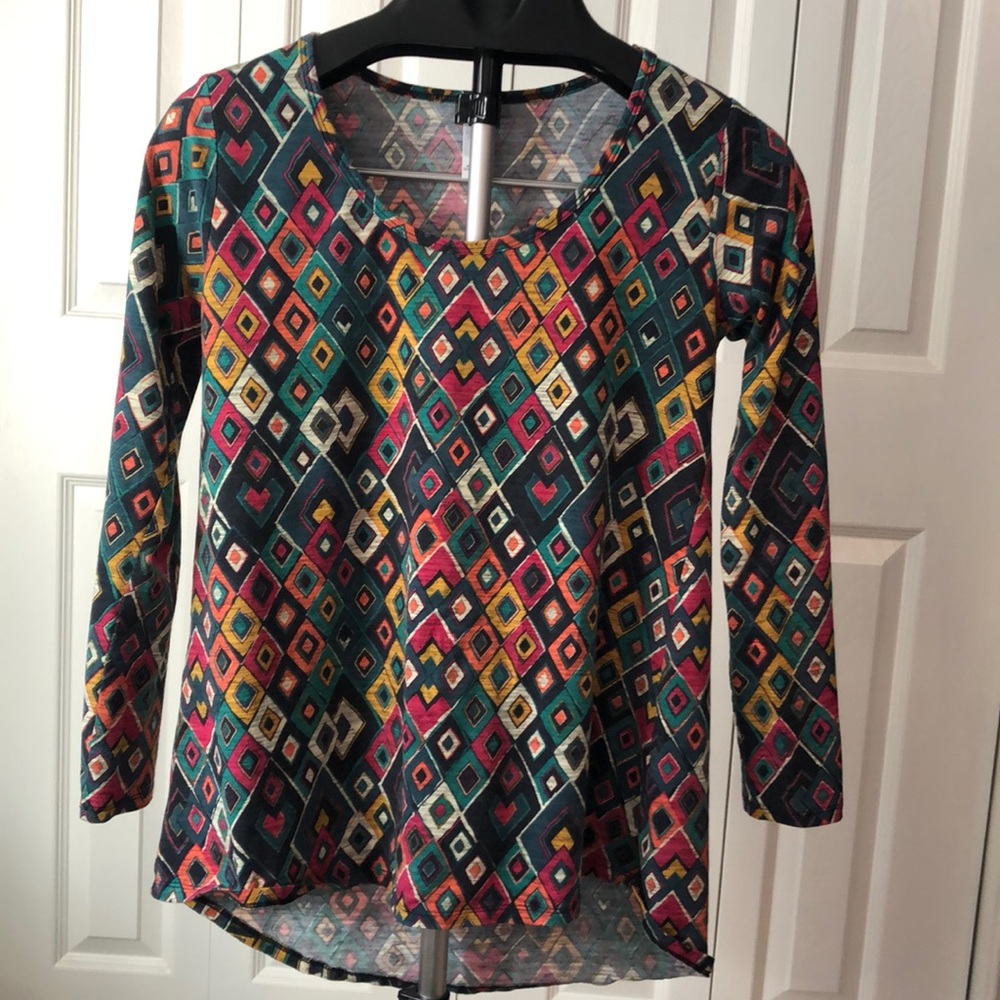 LulaRoe Geometrical Top